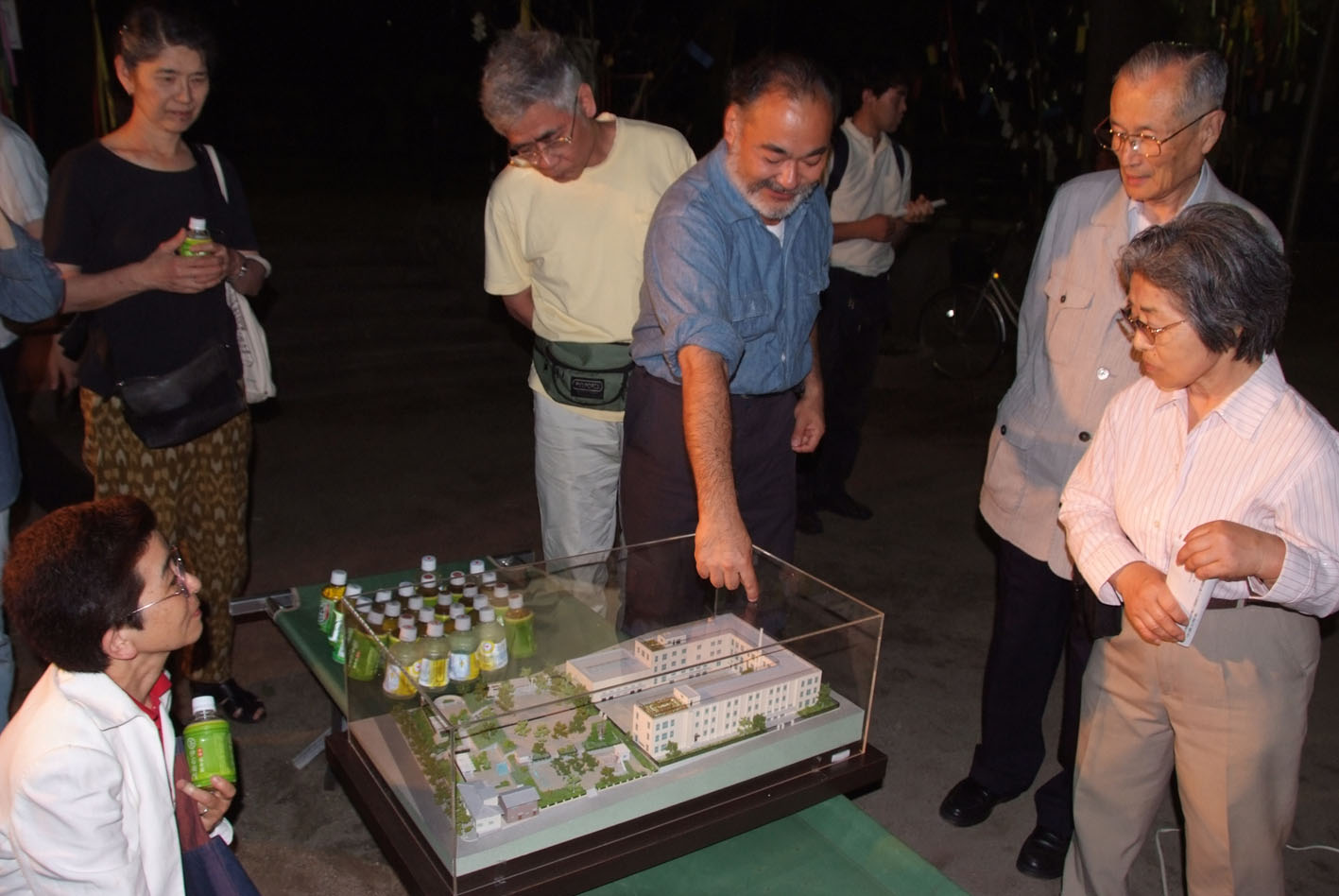 photo con modello1 0707mokei1.jpg